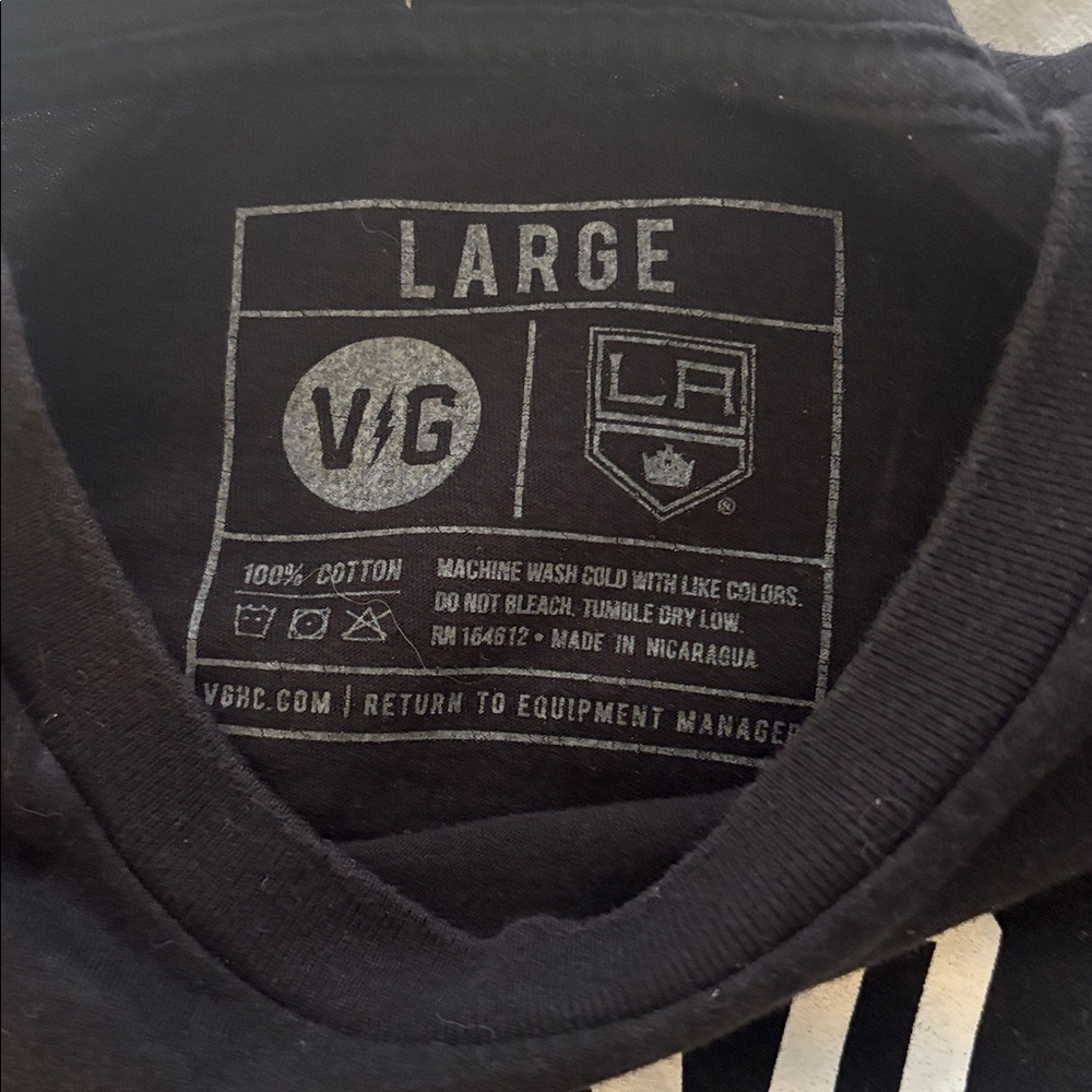 Los Angeles Kings TREVOR MOORE Thousand Oaks Native Shirt/Mini-Bobblehead COMBO - Picture 6 of 13